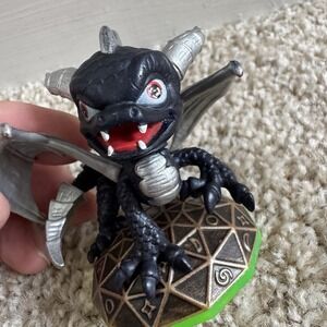 Skylanders Spyro's Adventure Figure – Dark Spyro | Dark Variant (Green Base)